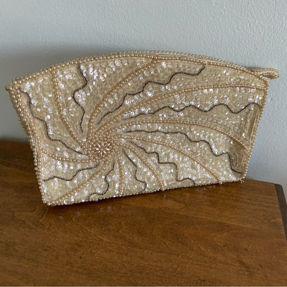 Vintage Zippered Clutch adorned with pearly beads & iridescent embellishments